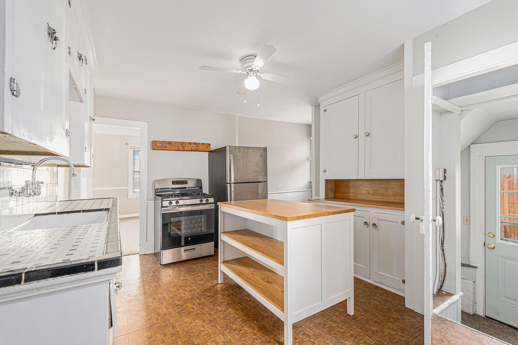 3981 White Street SW