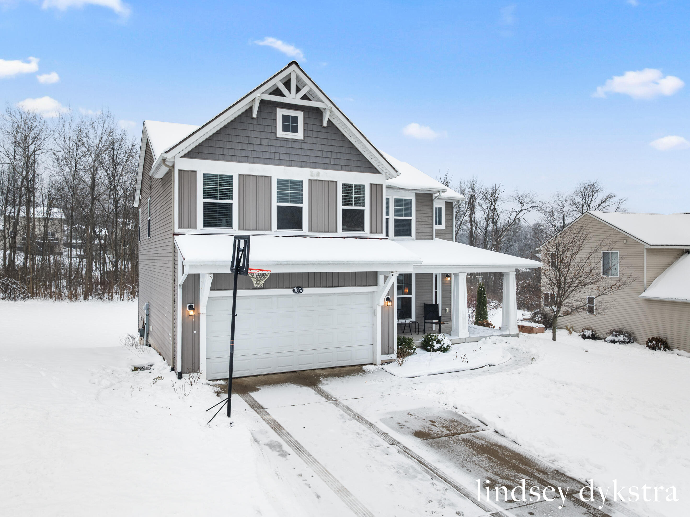 2862 Sunset Ridge Court NE