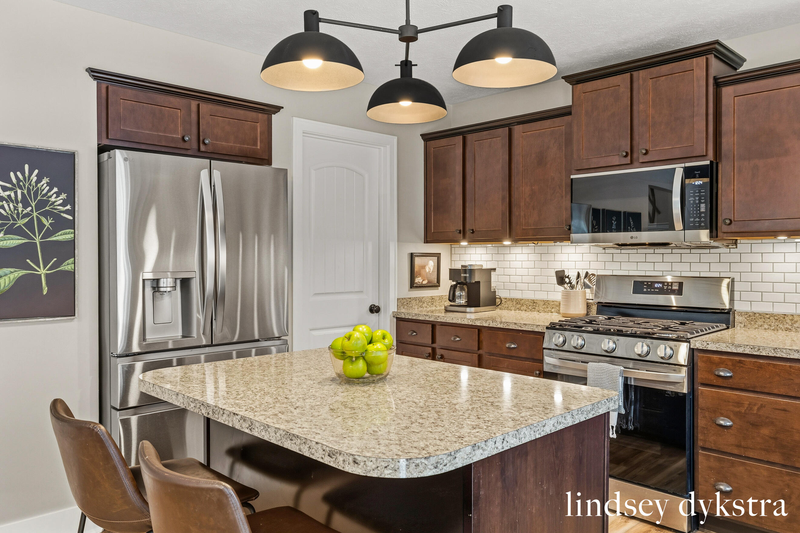 2862 Sunset Ridge Court NE