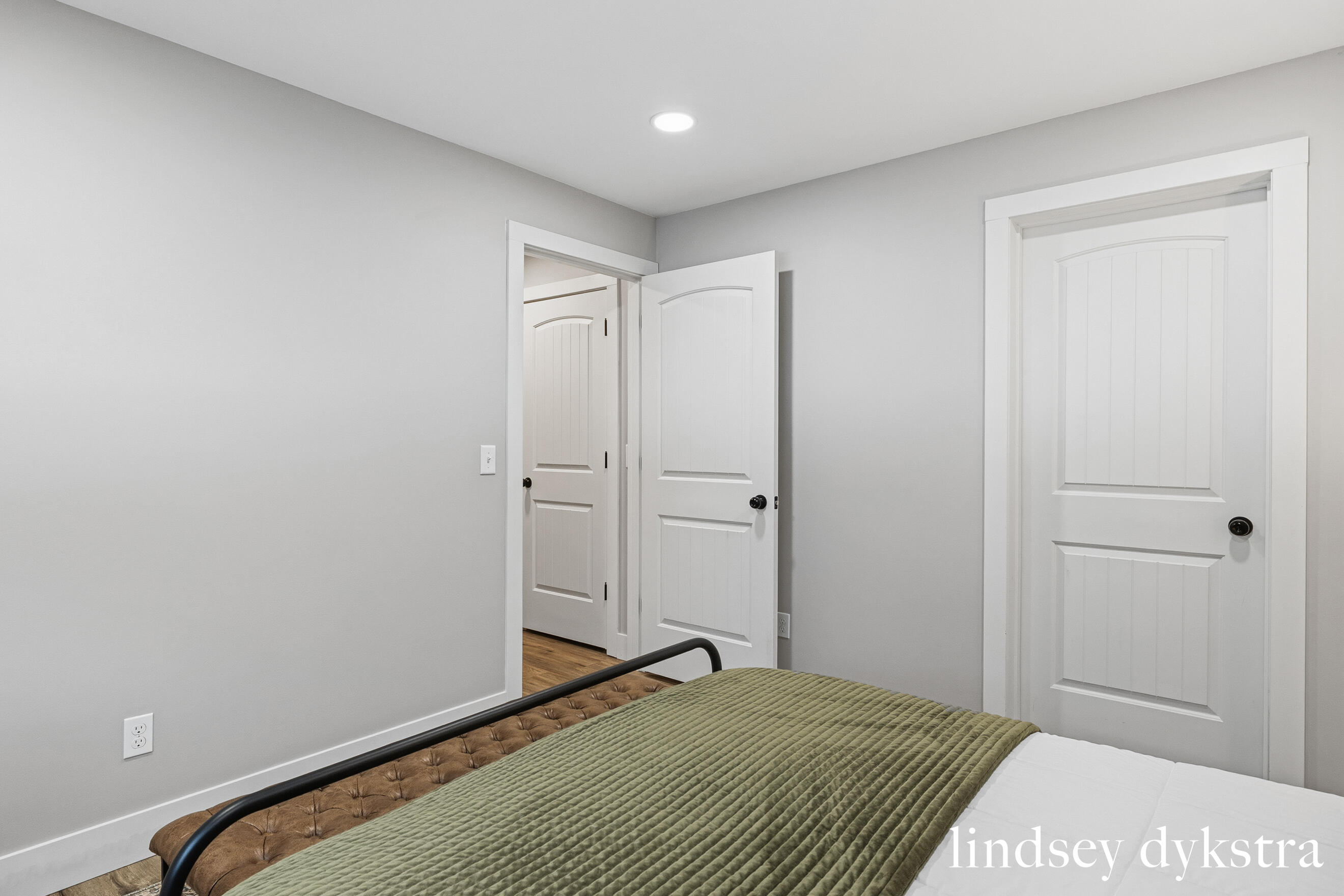 2862 Sunset Ridge Court NE