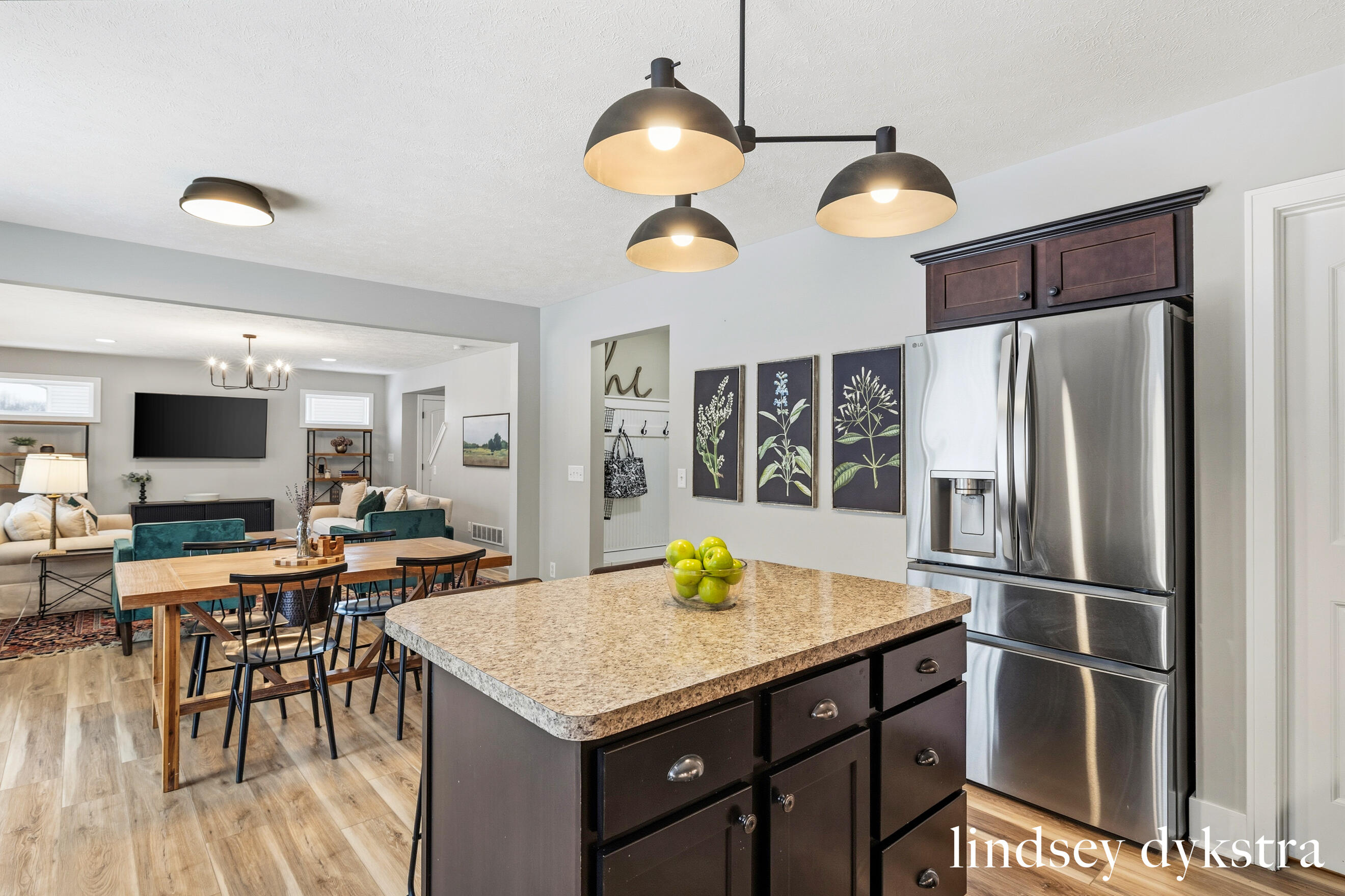 2862 Sunset Ridge Court NE