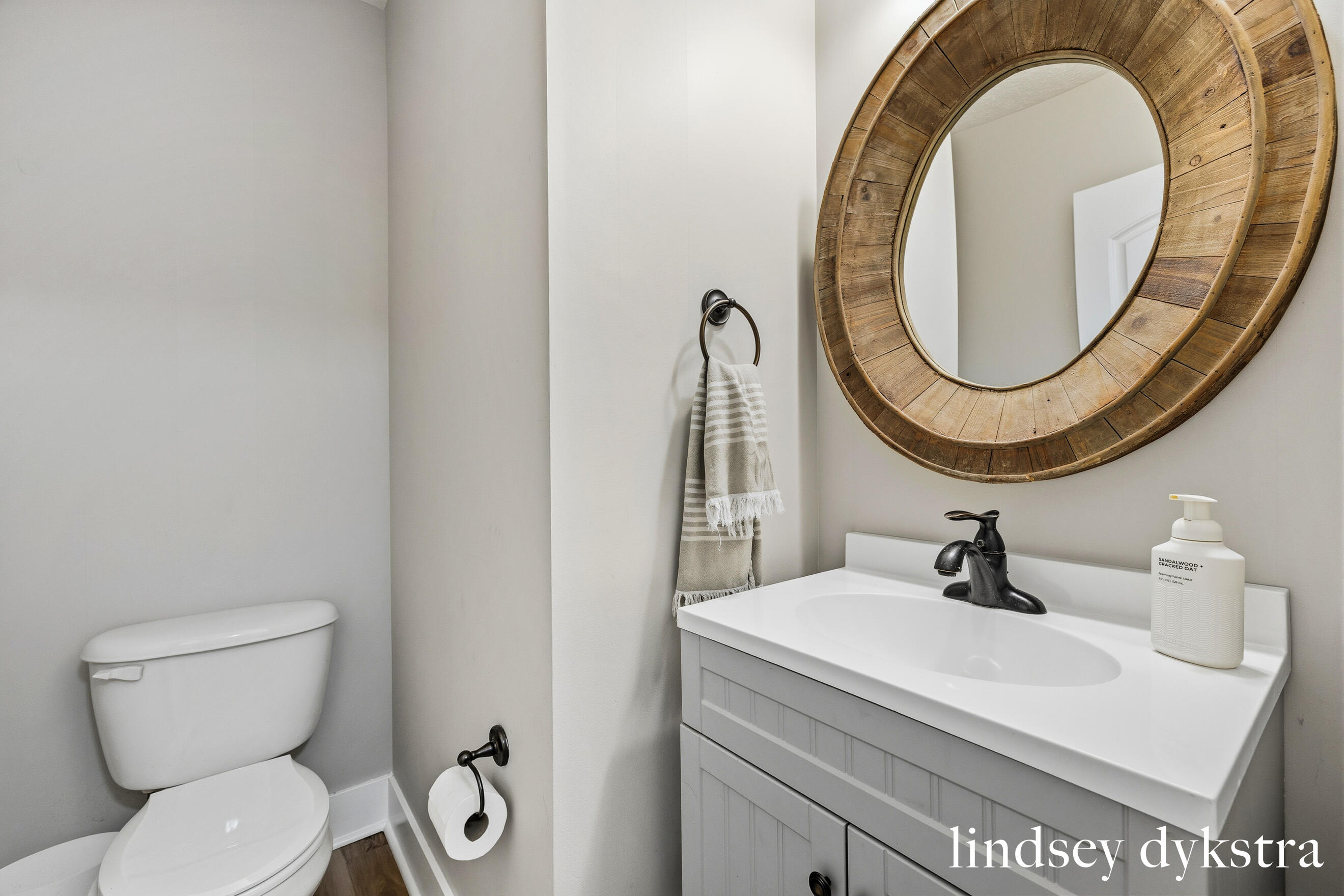 2862 Sunset Ridge Court NE