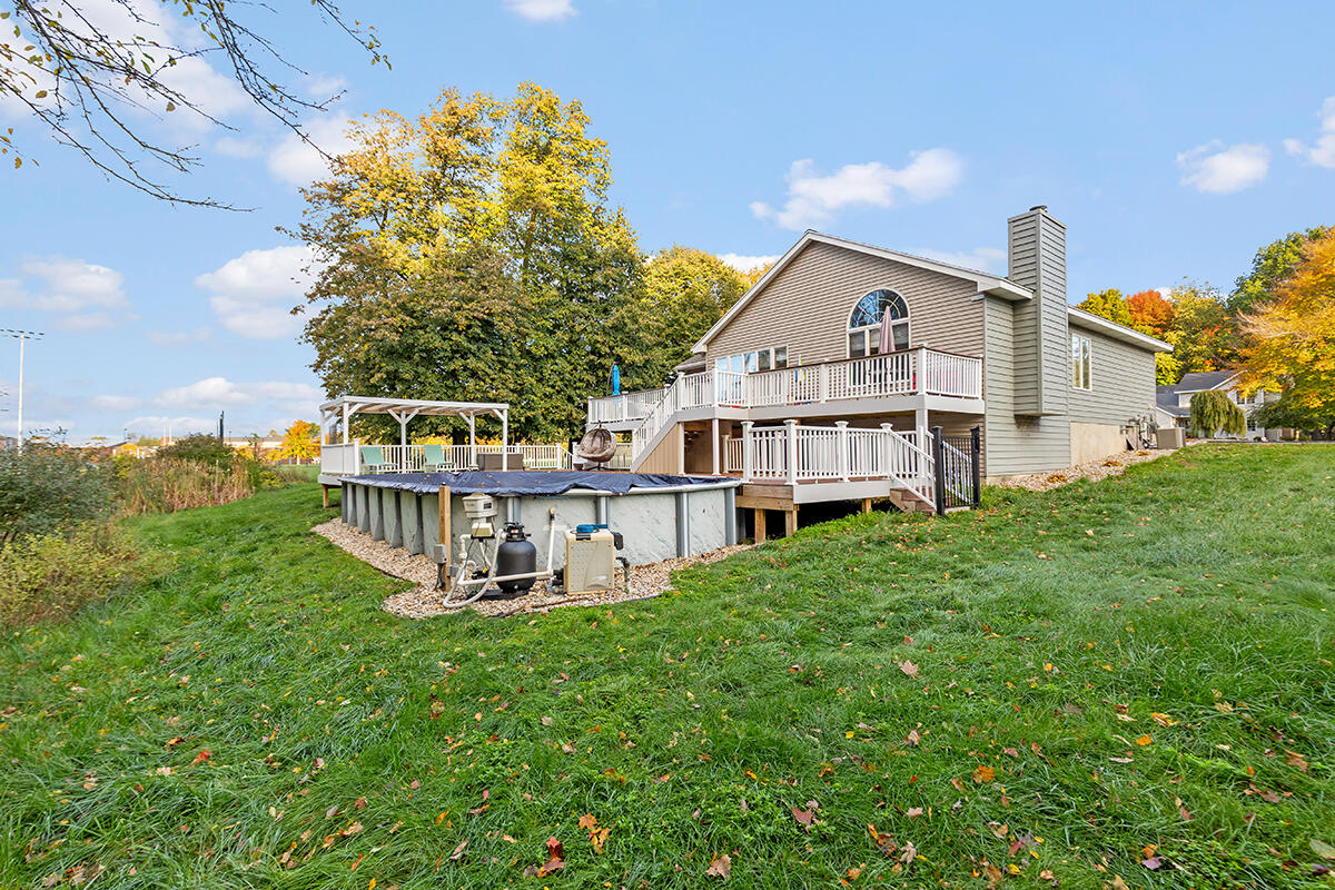 10616 White Birch Drive