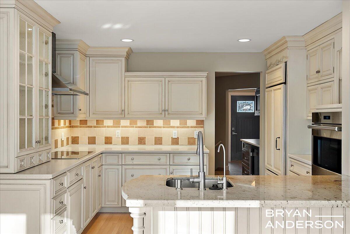 10616 White Birch Drive