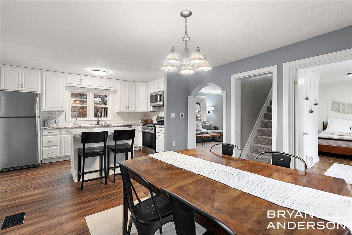 66 S Fremont Street NE