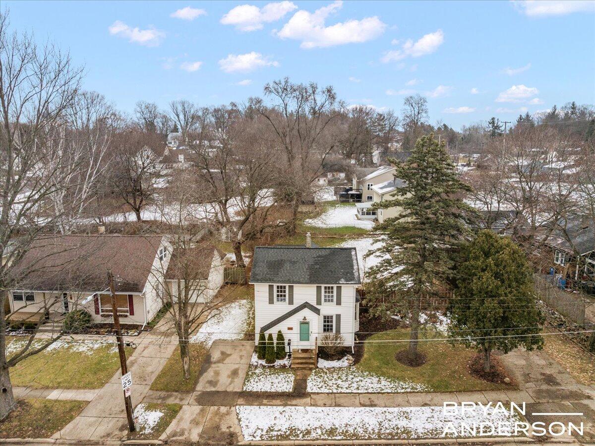 66 S Fremont Street NE