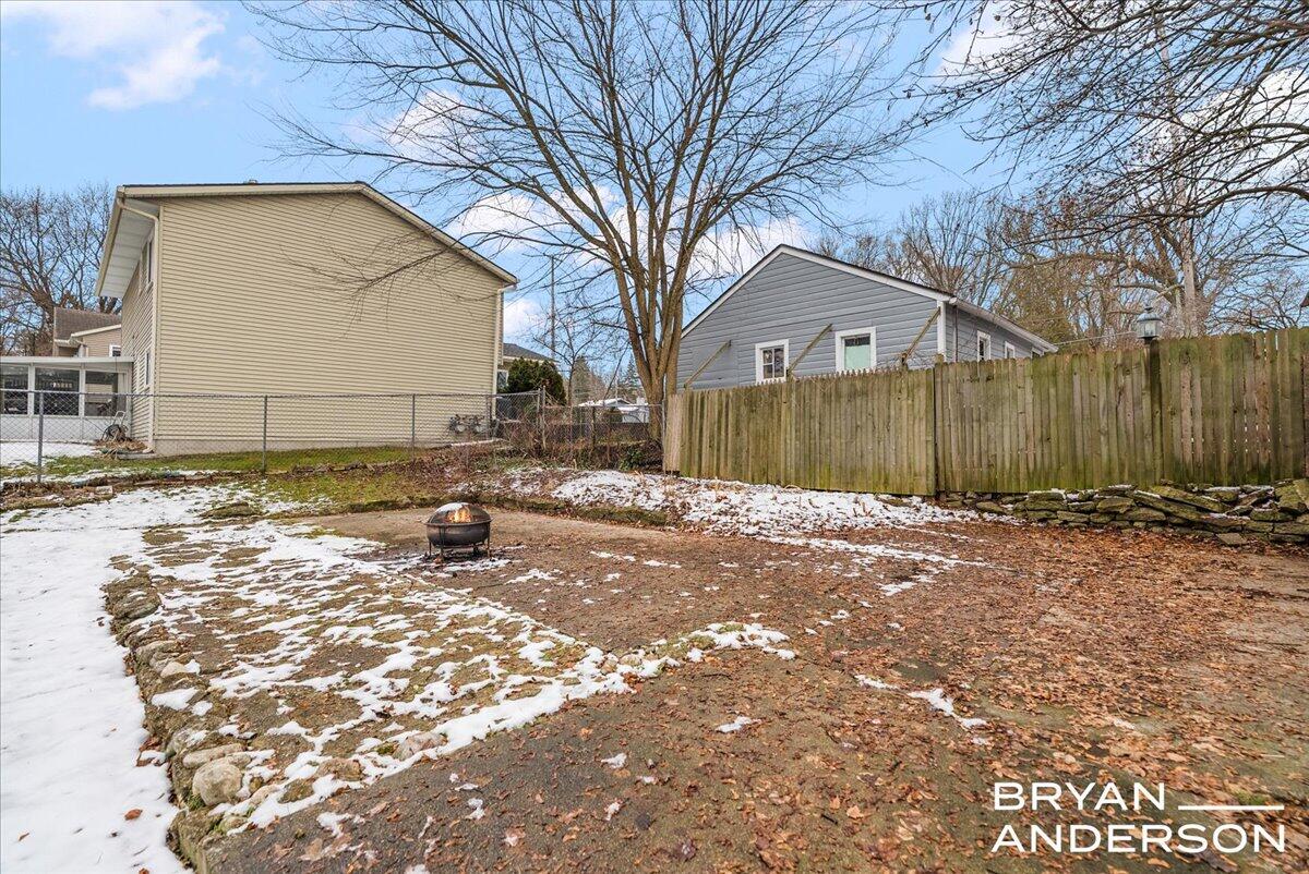 66 S Fremont Street NE