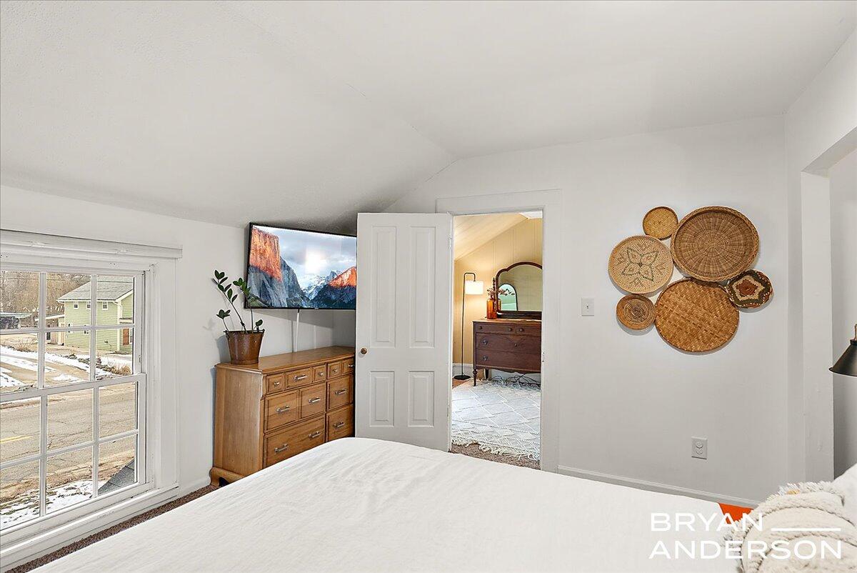 66 S Fremont Street NE