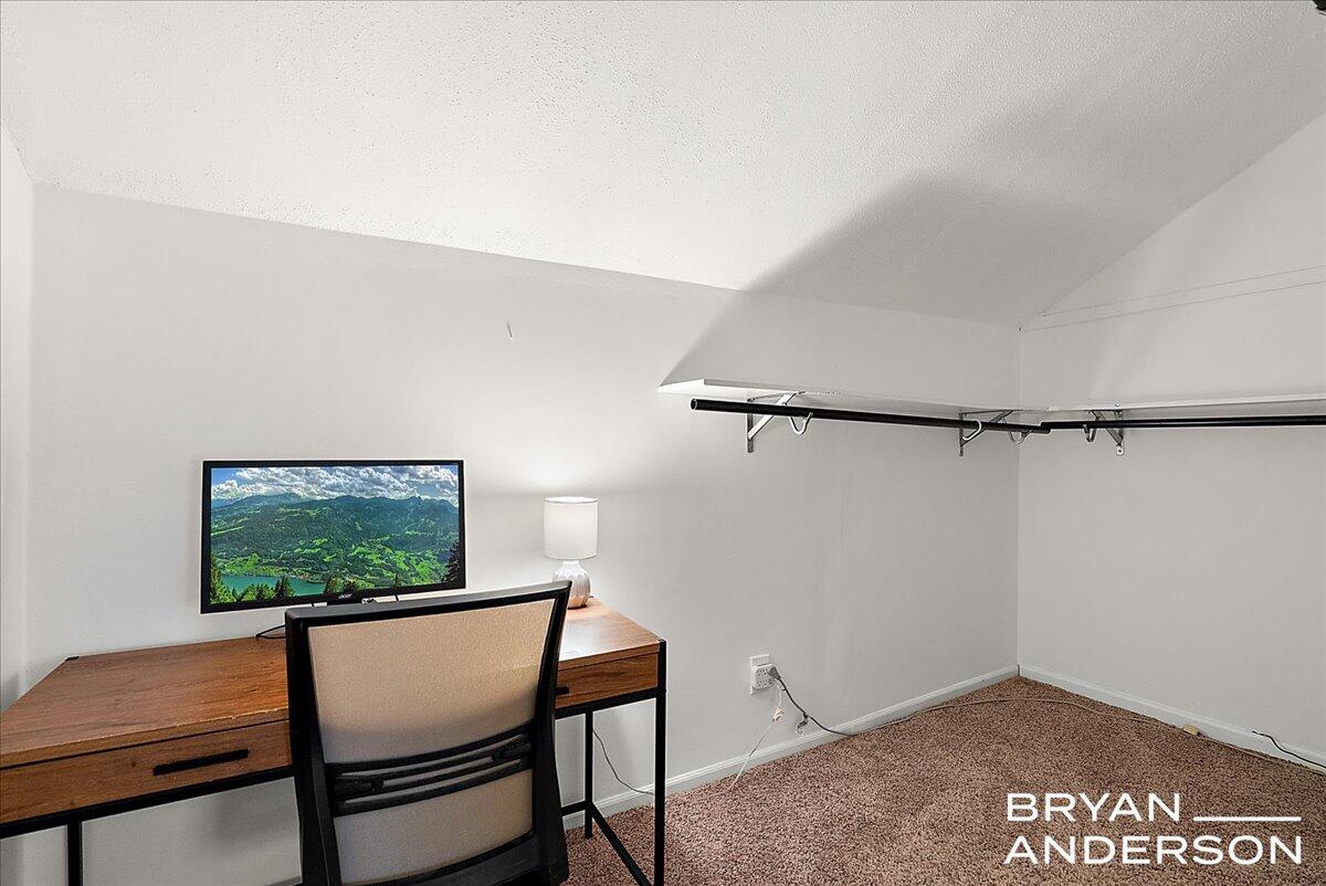 66 S Fremont Street NE