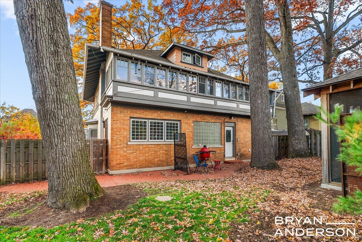 356 Woodmere Avenue SE