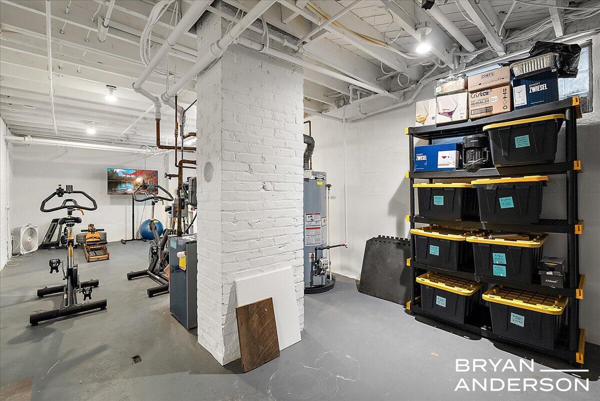 356 Woodmere Avenue SE