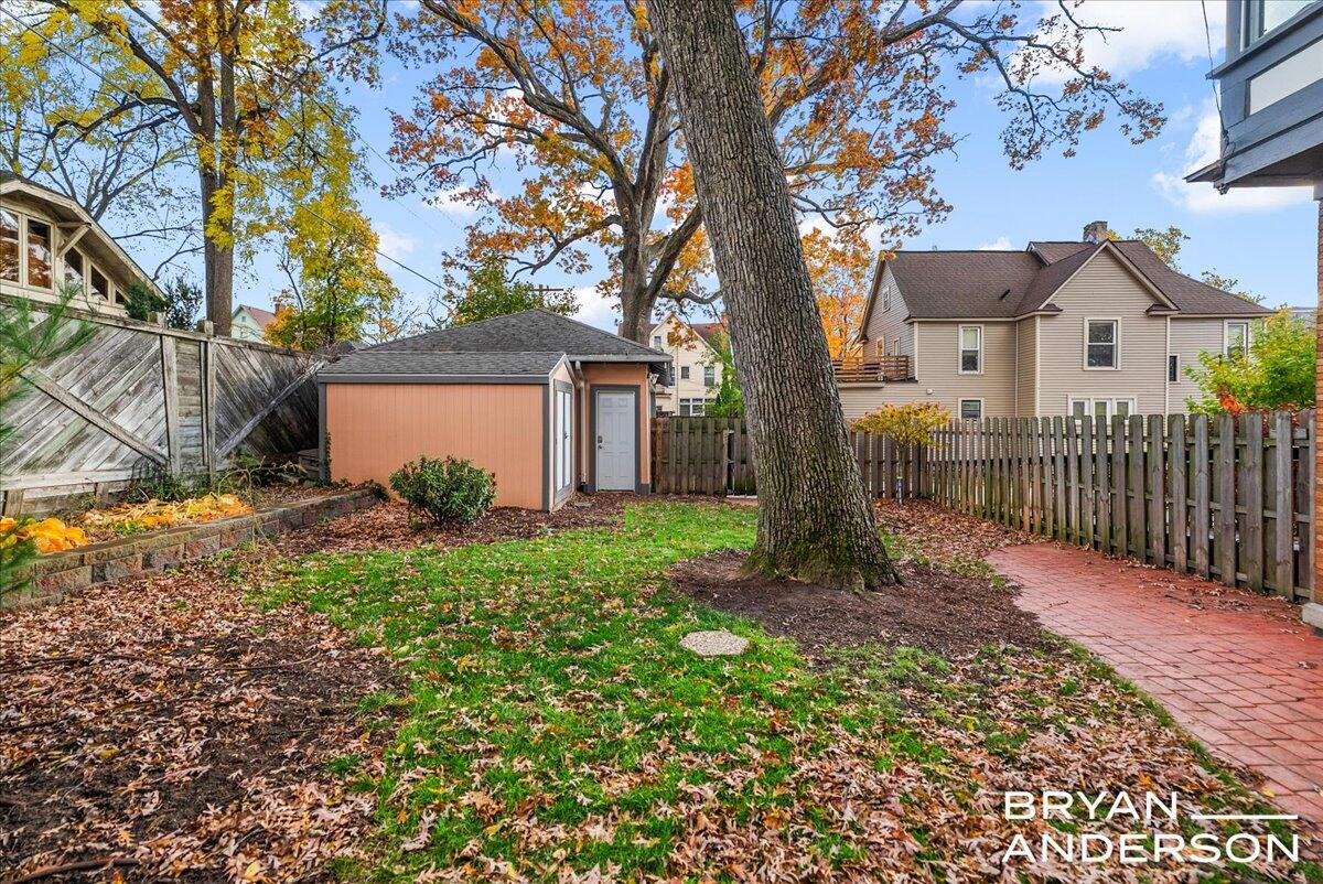 356 Woodmere Avenue SE