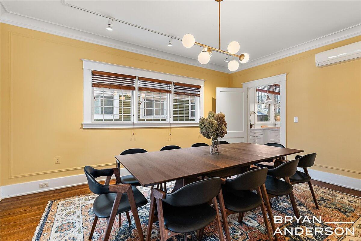 356 Woodmere Avenue SE