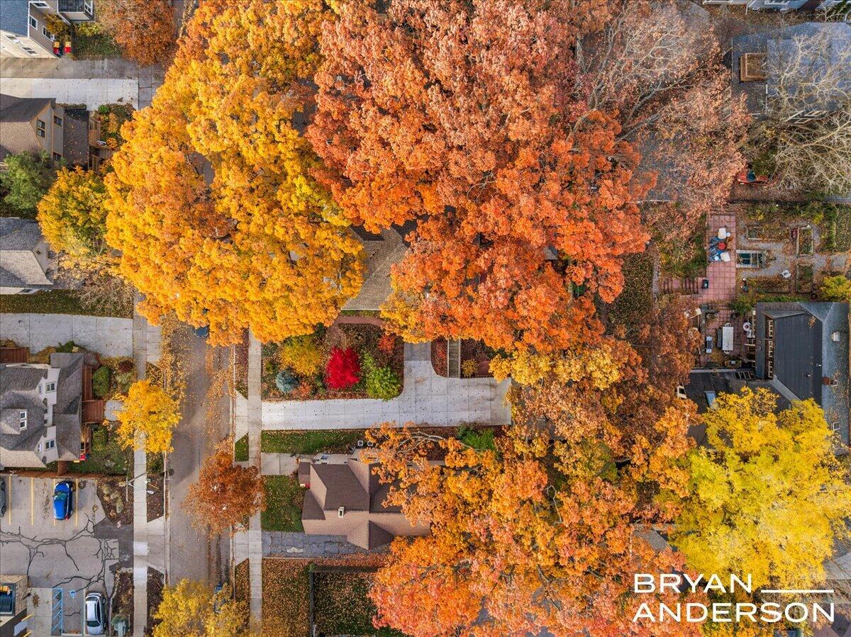 356 Woodmere Avenue SE