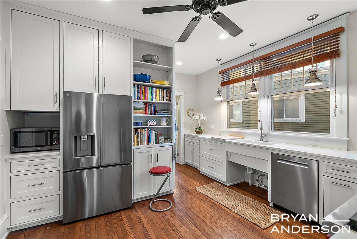 356 Woodmere Avenue SE