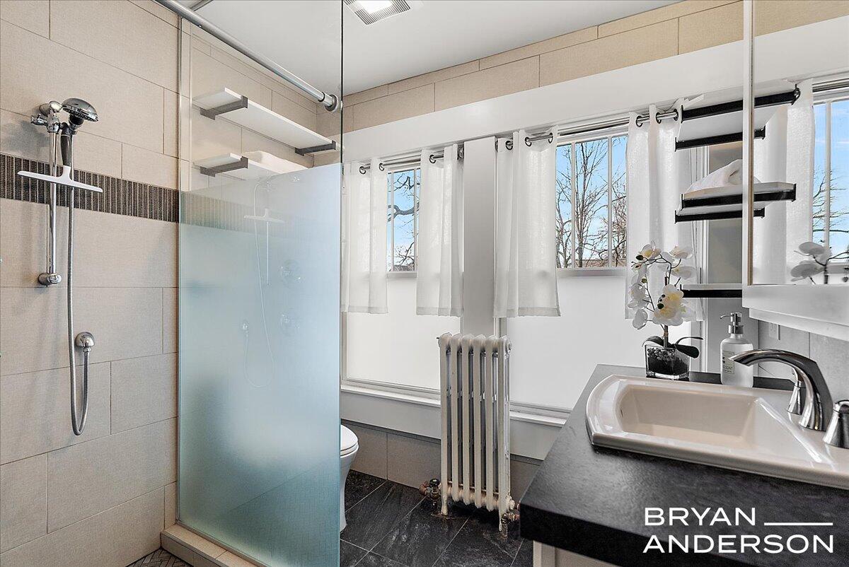 356 Woodmere Avenue SE