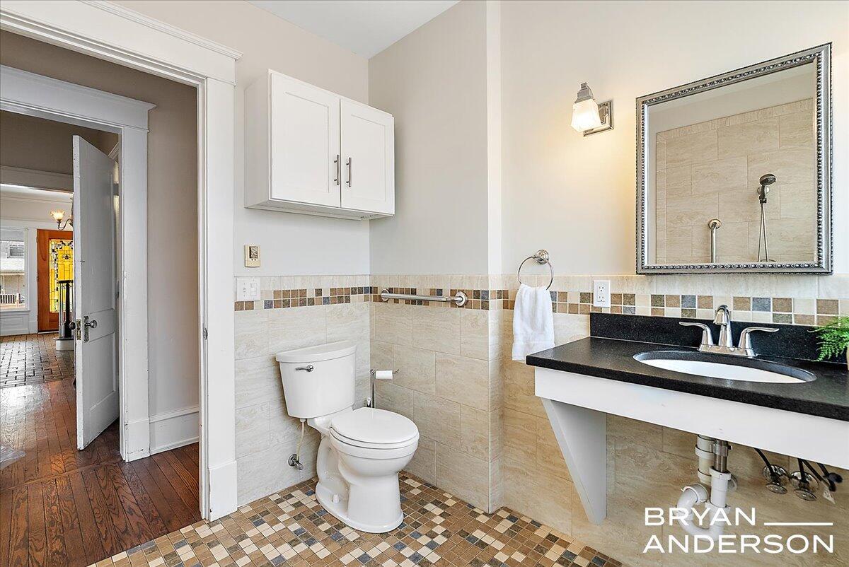 356 Woodmere Avenue SE