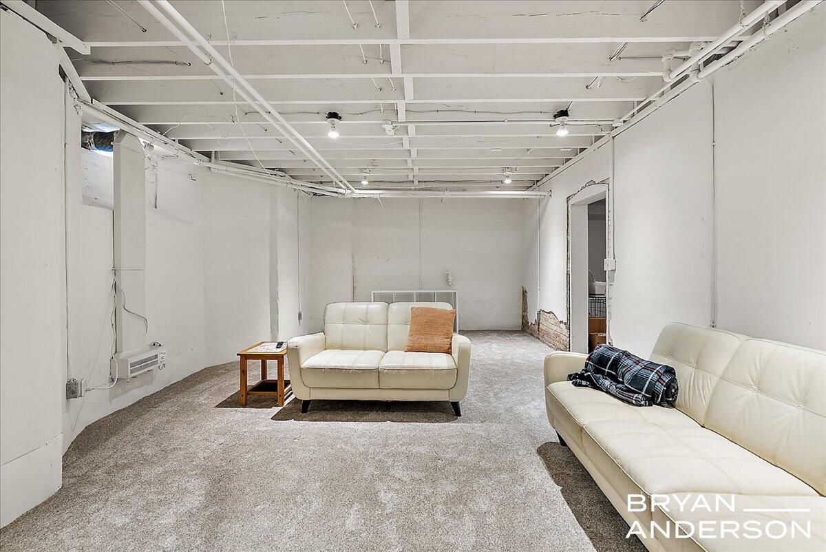 356 Woodmere Avenue SE