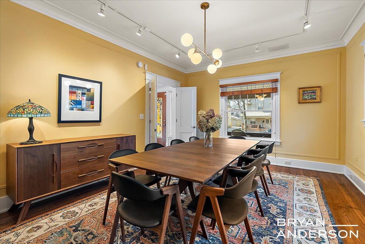 356 Woodmere Avenue SE