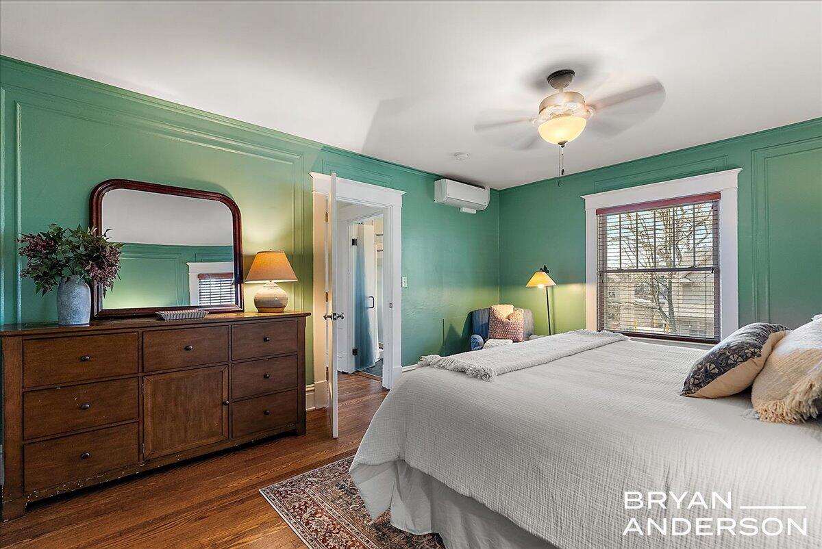 356 Woodmere Avenue SE