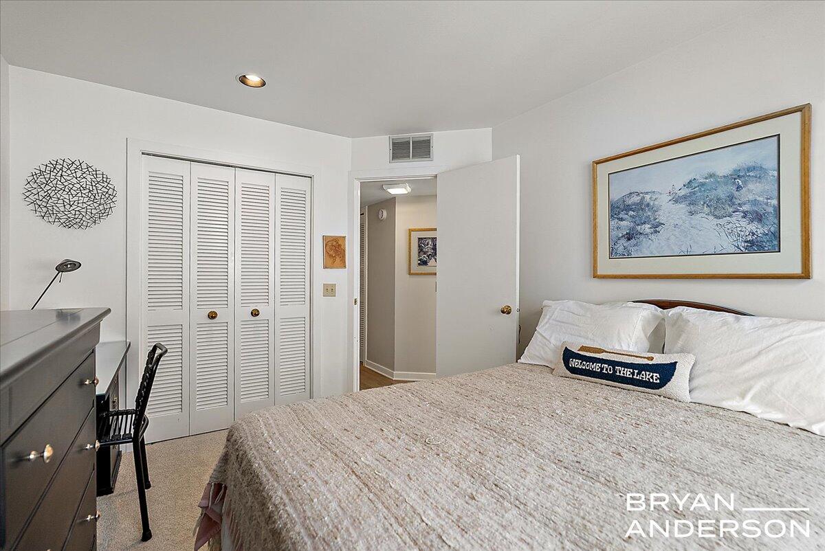 810 S Harbor Drive 16