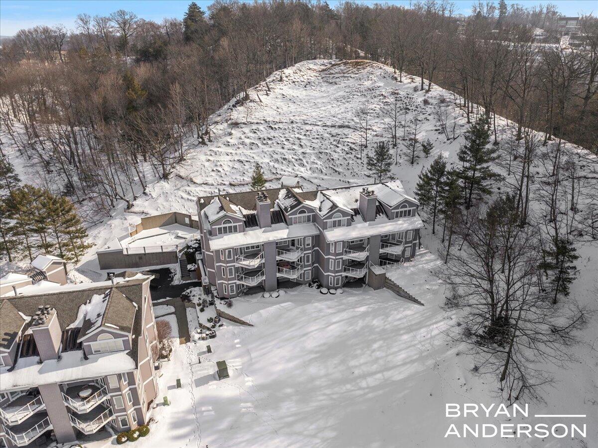 810 S Harbor Drive 16