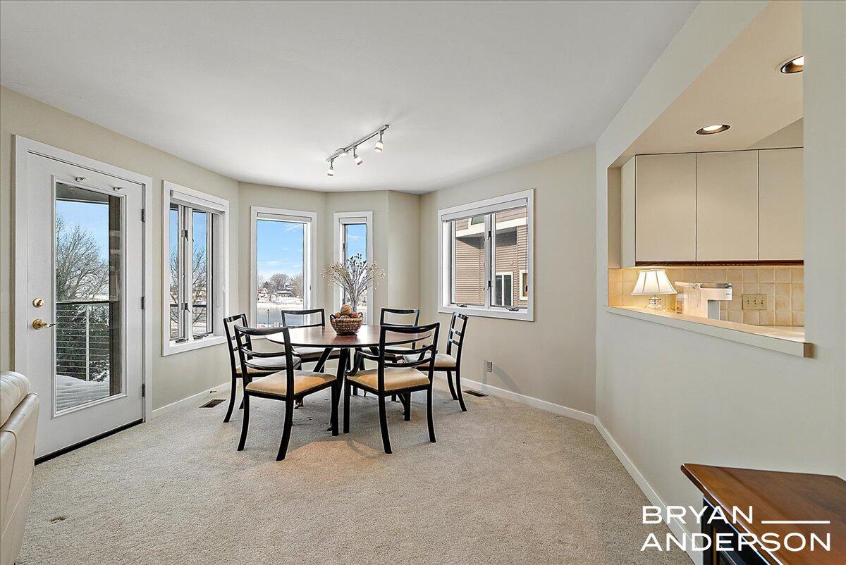 810 S Harbor Drive 16