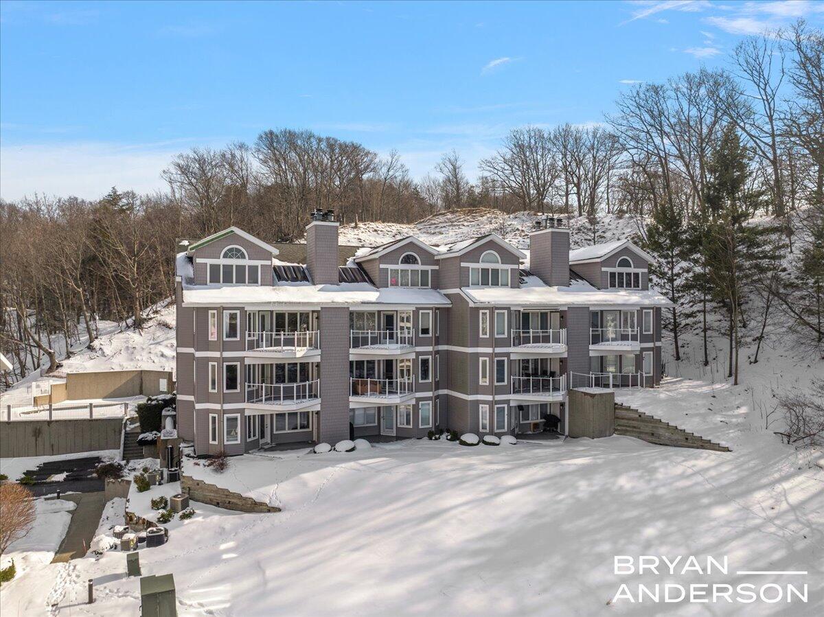 810 S Harbor Drive 16