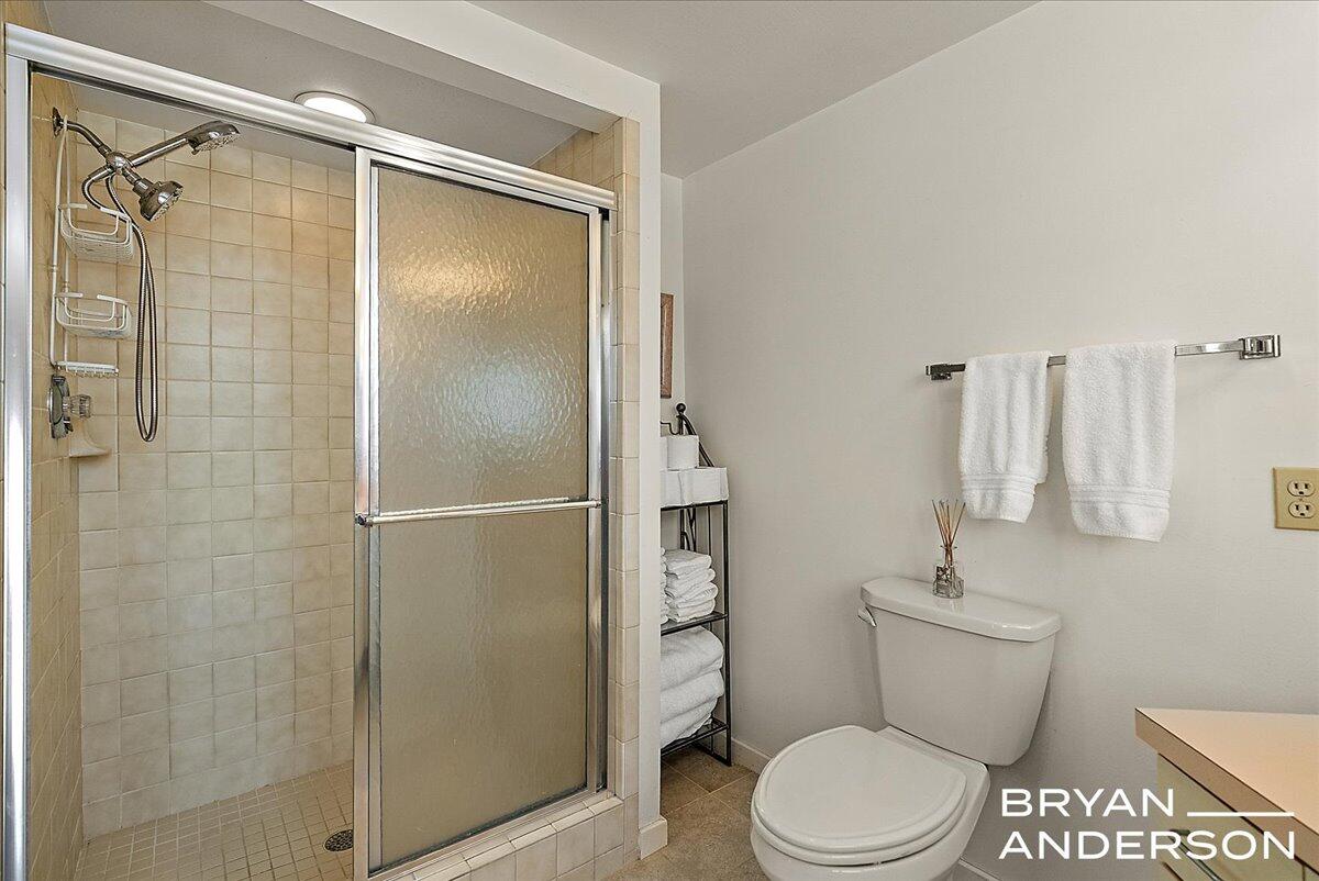 810 S Harbor Drive 16