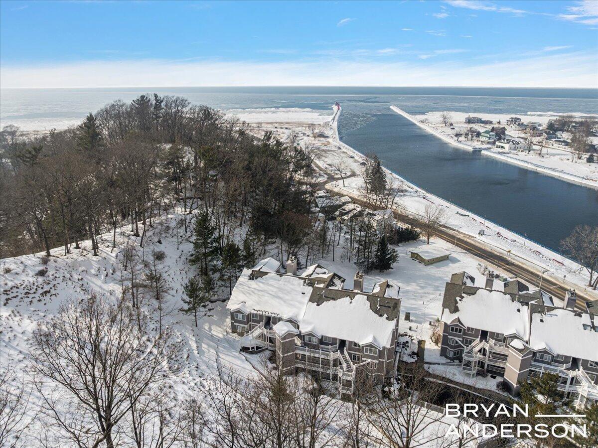 810 S Harbor Drive 16