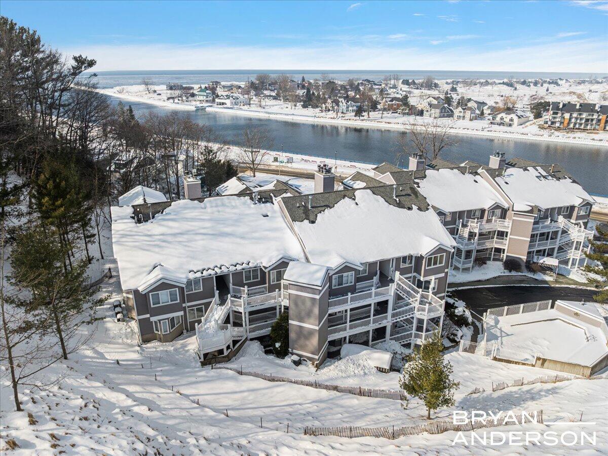 810 S Harbor Drive 16