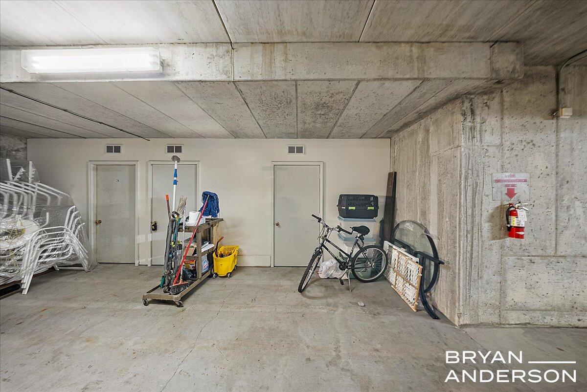 810 S Harbor Drive 16