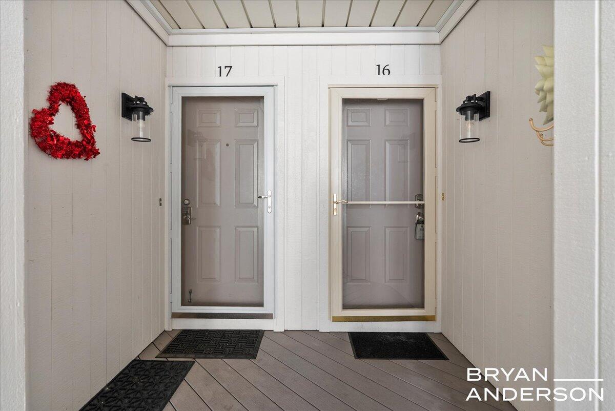 810 S Harbor Drive 16