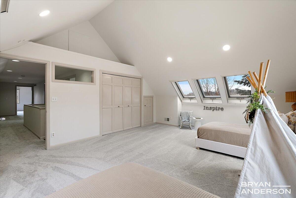 3150 Manhattan Lane SE