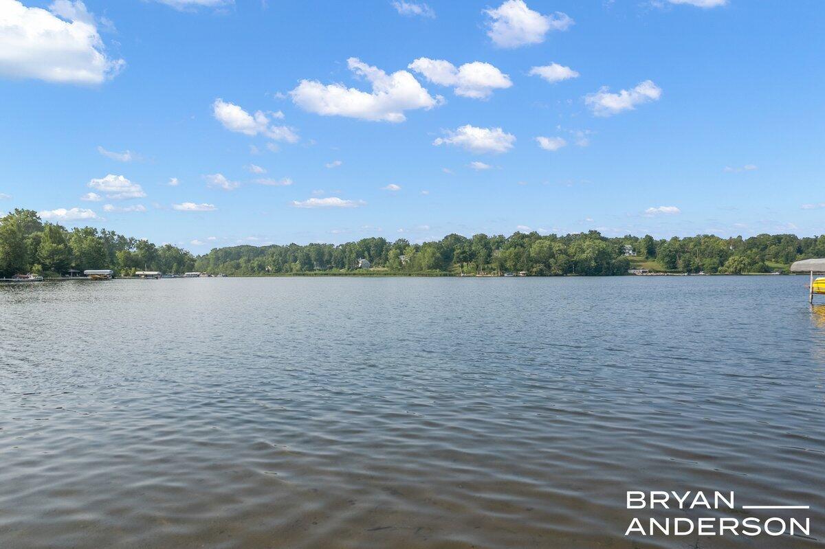 3150 Manhattan Lane SE