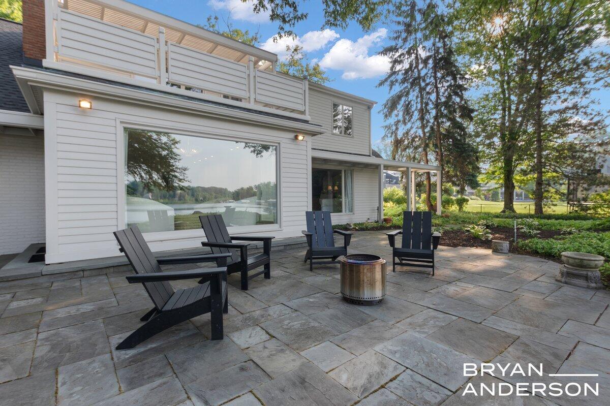 3150 Manhattan Lane SE