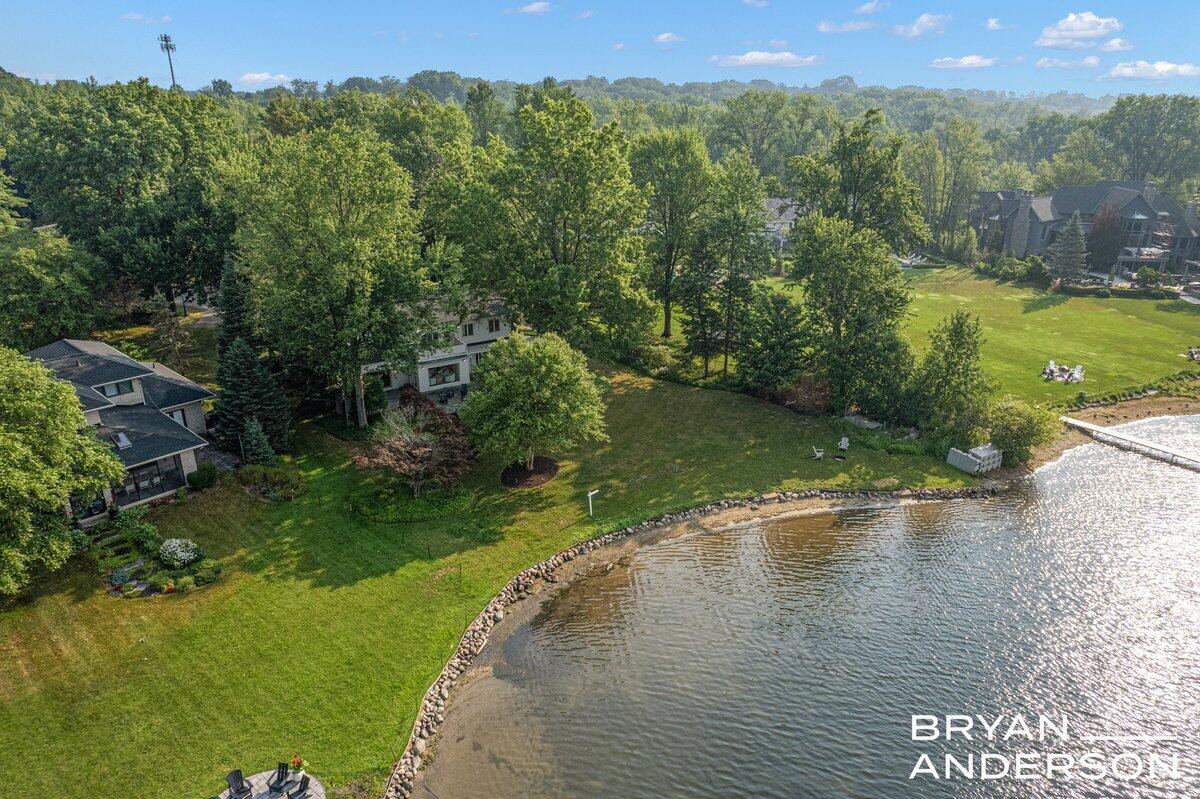 3150 Manhattan Lane SE