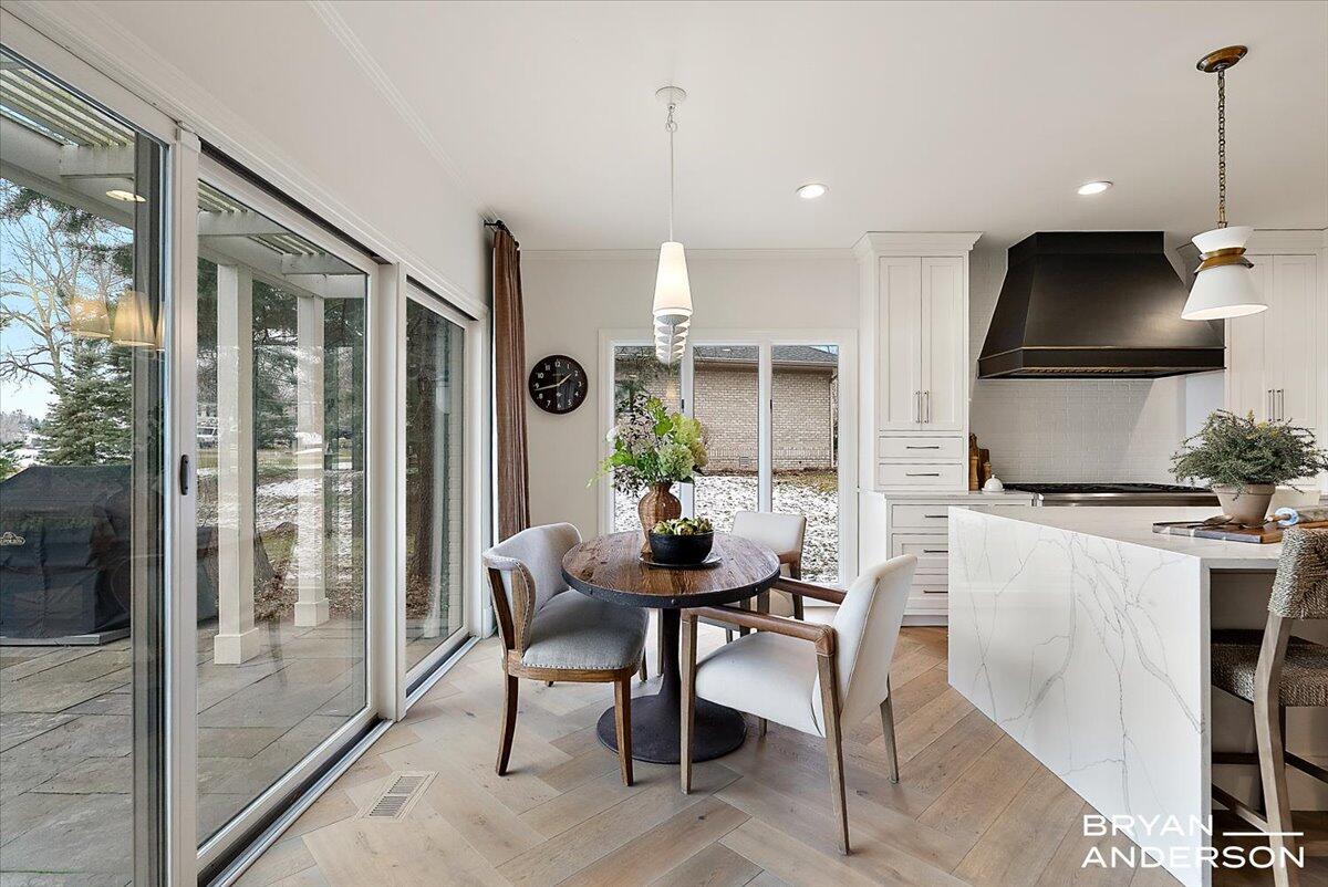 3150 Manhattan Lane SE