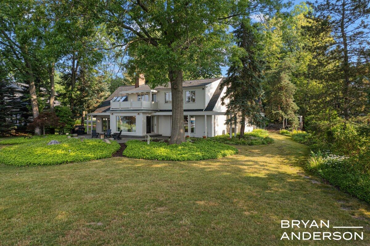 3150 Manhattan Lane SE