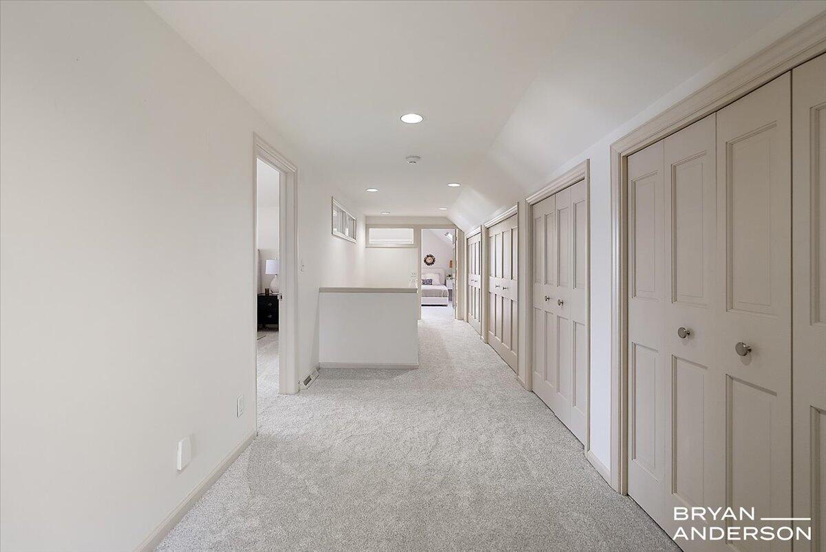 3150 Manhattan Lane SE