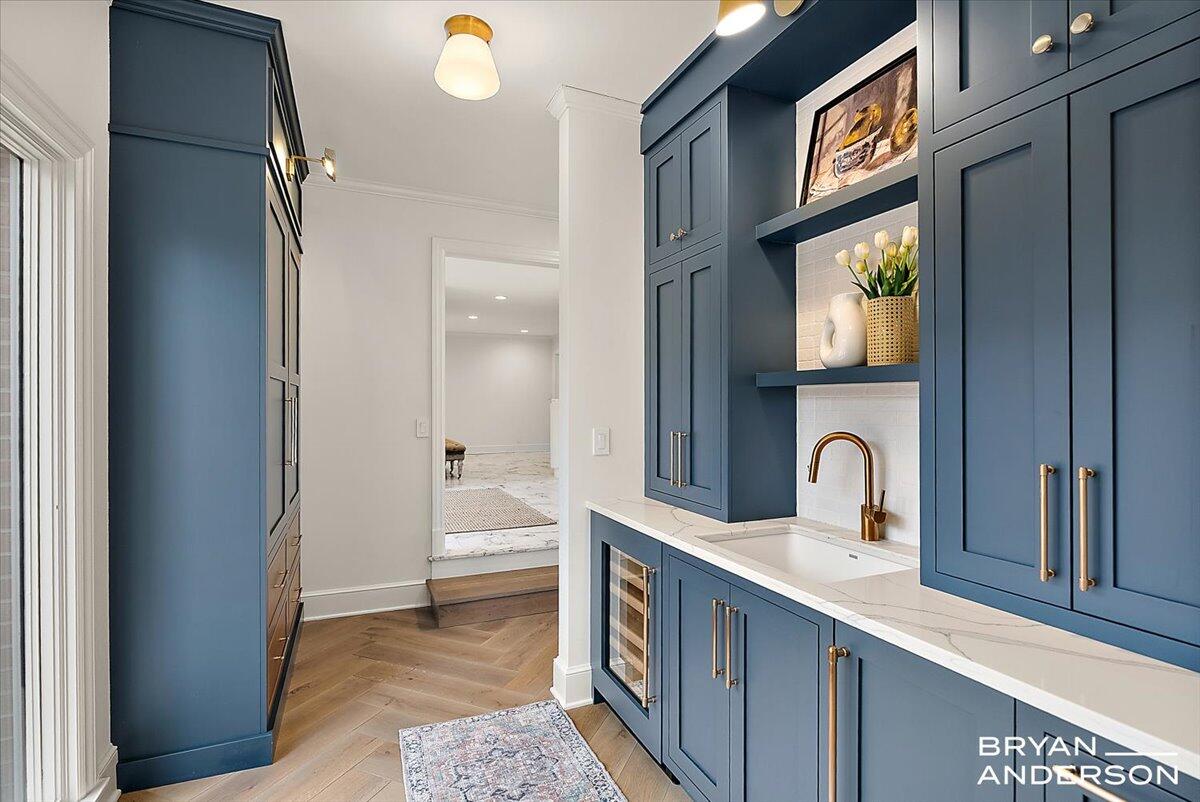 3150 Manhattan Lane SE