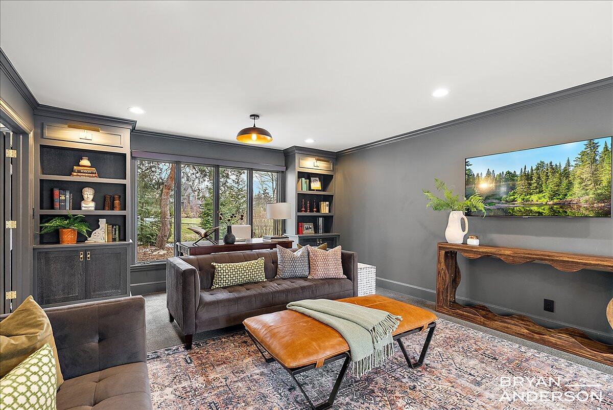 3150 Manhattan Lane SE