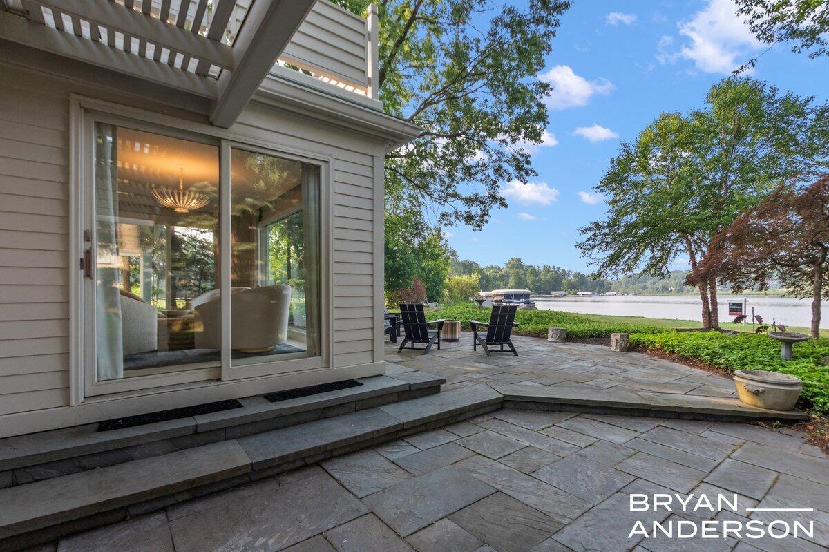 3150 Manhattan Lane SE