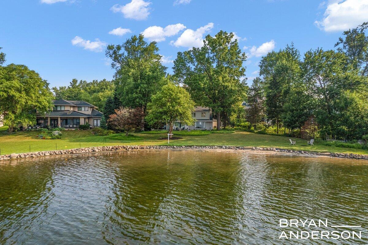 3150 Manhattan Lane SE