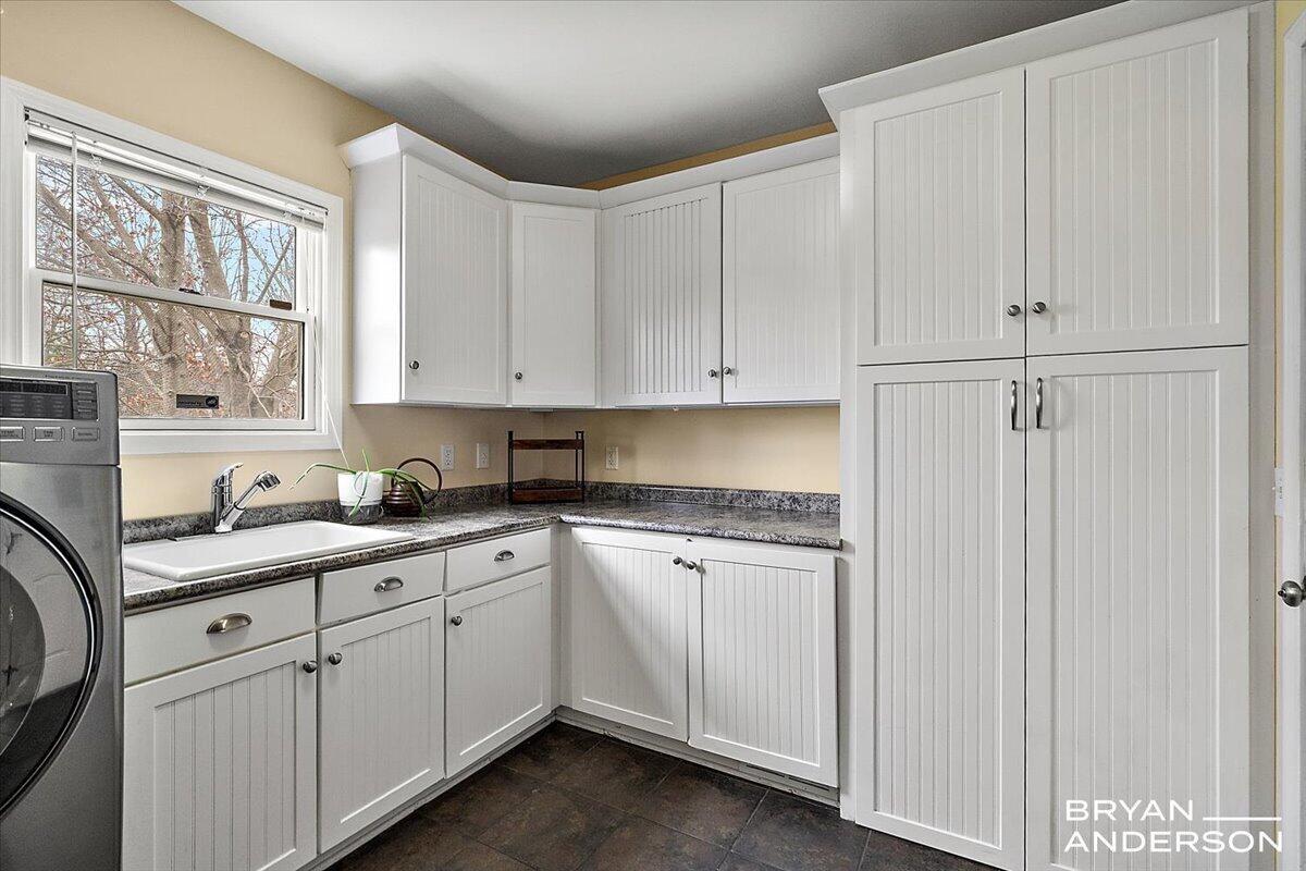 4535 Canterwood Drive NE