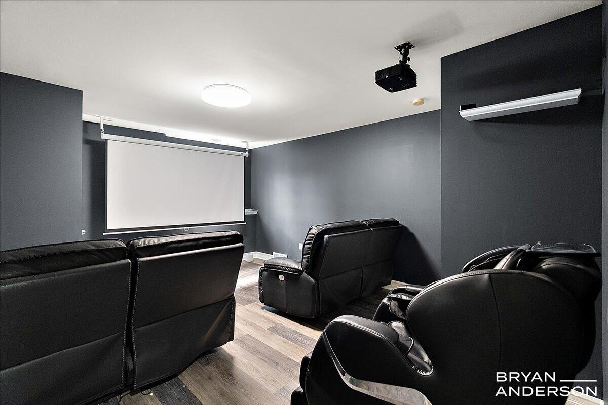 4535 Canterwood Drive NE