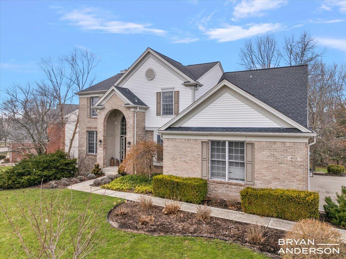 4535 Canterwood Drive NE