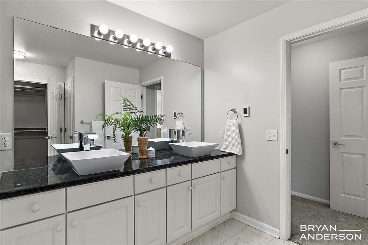 4535 Canterwood Drive NE