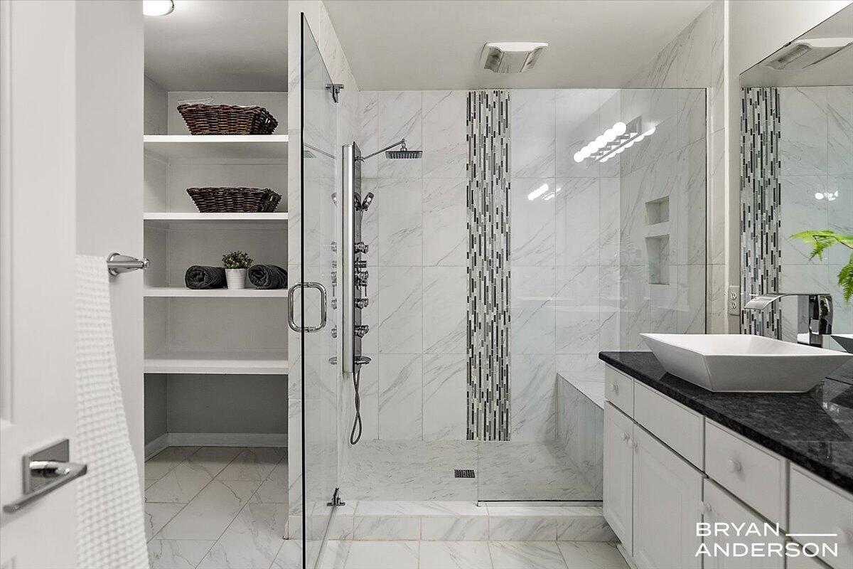 4535 Canterwood Drive NE