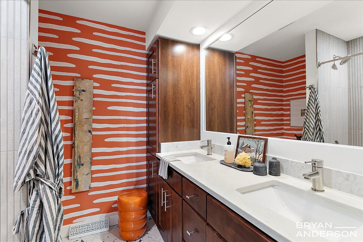 2631 Greentree Drive SE